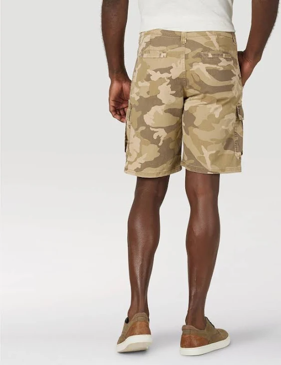 Wrangler® Men's and Big Men's 10" Relaxed Fit Cargo Shorts with Stretch