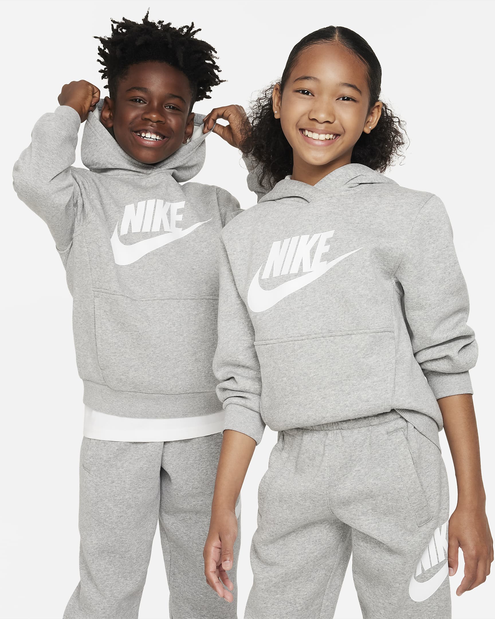 Nike Big Kids' Sportswear Club Fleece Hoodie - Dark Grey Heather/White - Size XL (18/20)