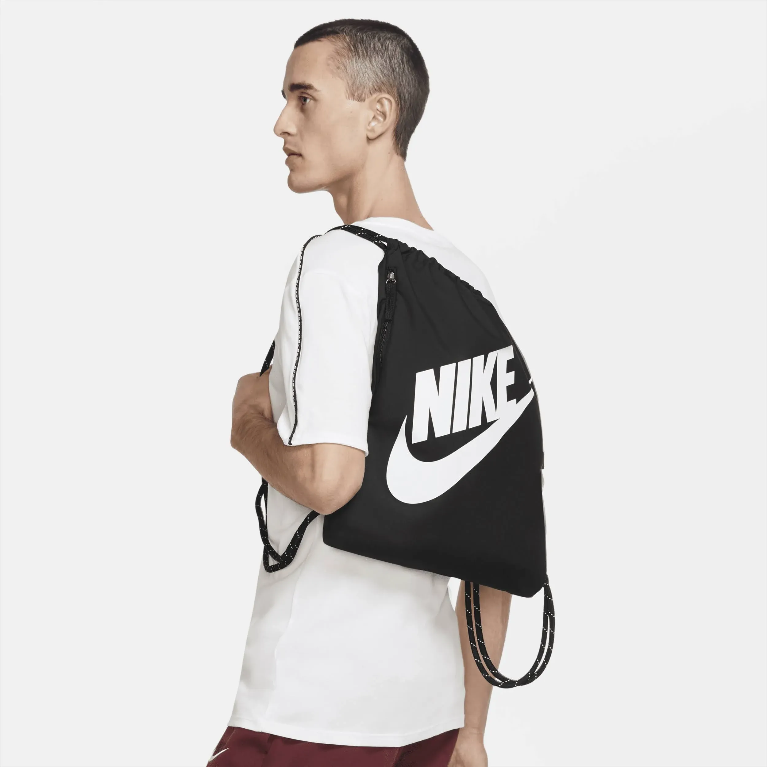 Nike Heritage Drawstring Bag