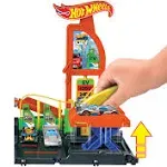 Hot Wheels City Super Recharge Fuel Station