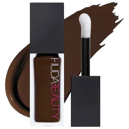 Huda Beauty #Fauxfilter Luminous Matte Buildable Coverage Crease Proof