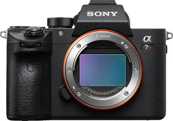 Sony Alpha a7R Mirrorless Camera