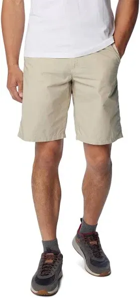 NEW Columbia Men's Chino Shorts Tan Size 34 Casual Spring Summer