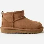 UGG Unisex-Child Classic Ultra Mini Boot, Chestnut Toddler