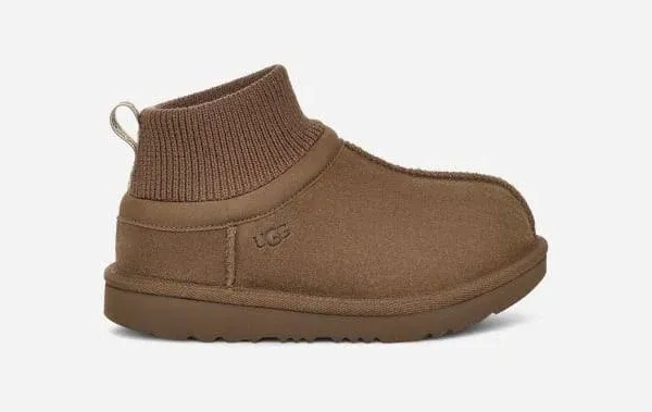 UGG Unisex-Child T Classic Ultra Stretch Cuff Fashion Boot