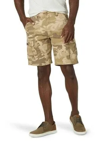 Wrangler® Men's and Big Men's 10" Relaxed Fit Cargo Shorts with Stretch