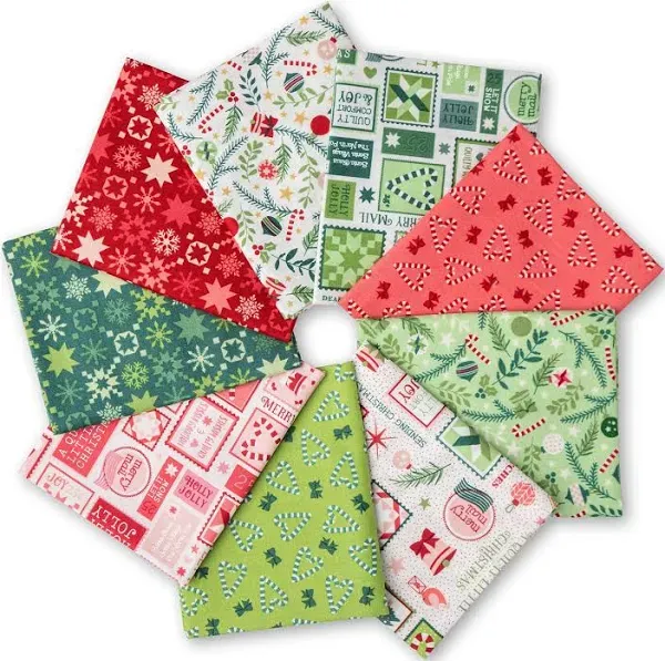 Maywood Studio A Quilty Little Christmas Fat Quarter Bundle