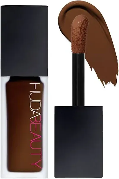 Huda Beauty #FauxFilter Matte Buildable Coverage Waterproof Concealer