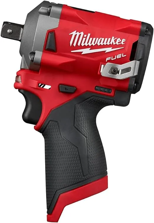 MILWAUKEE M12 FUEL Stubby 1/2 in.