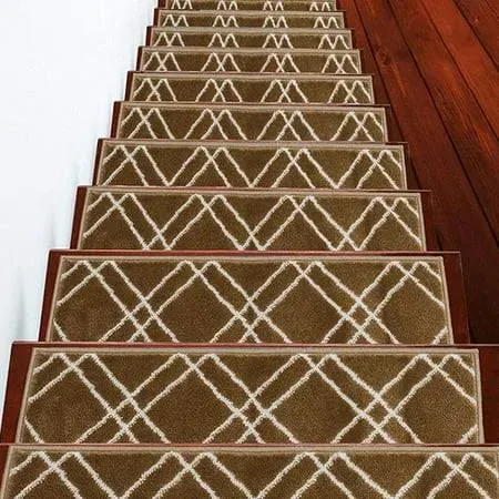 SUSSEXHOME Vintage Collection Stair Treads Polypropylene