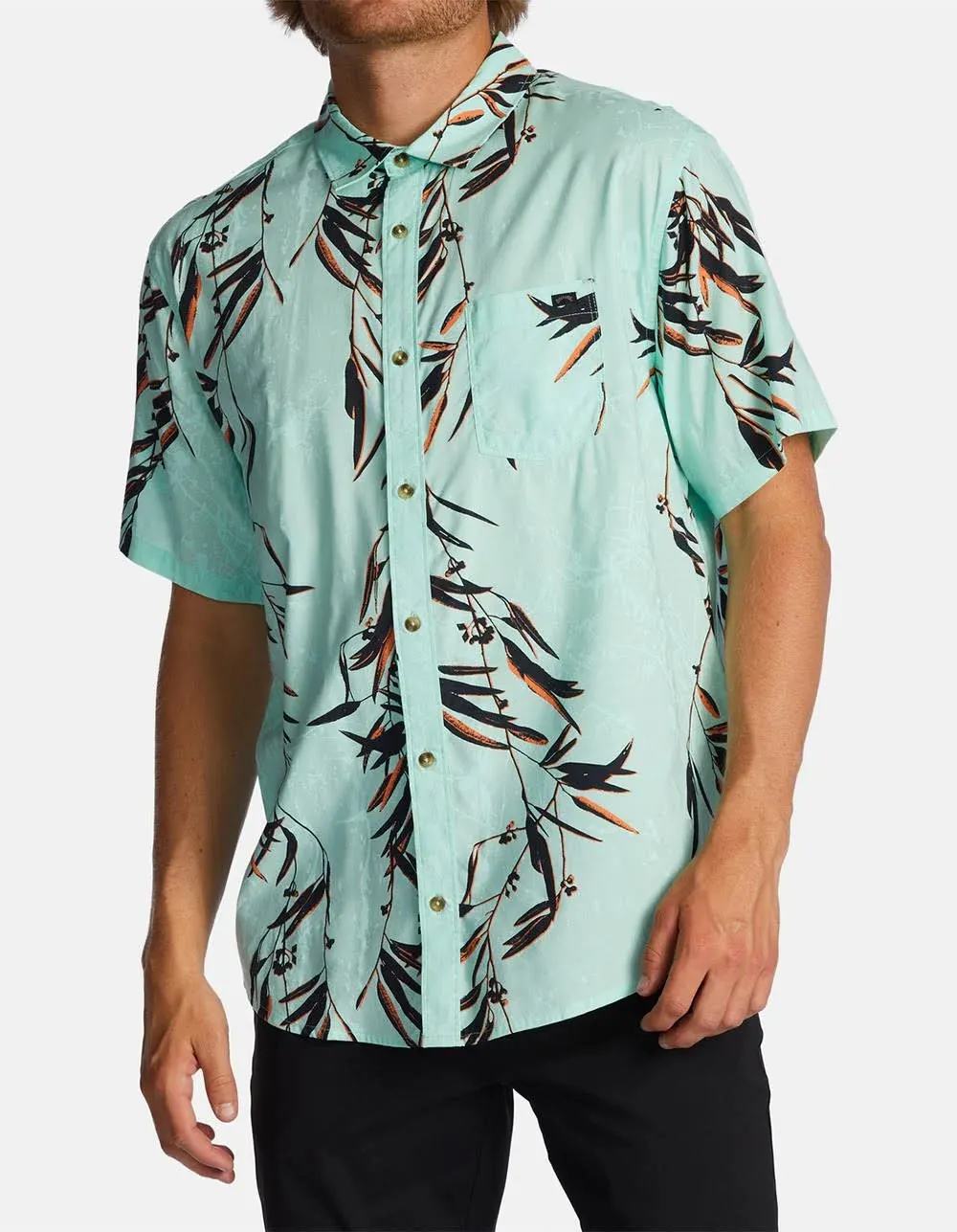 Billabong Men's Sundays Floral Short Sleeve Woven Shirt