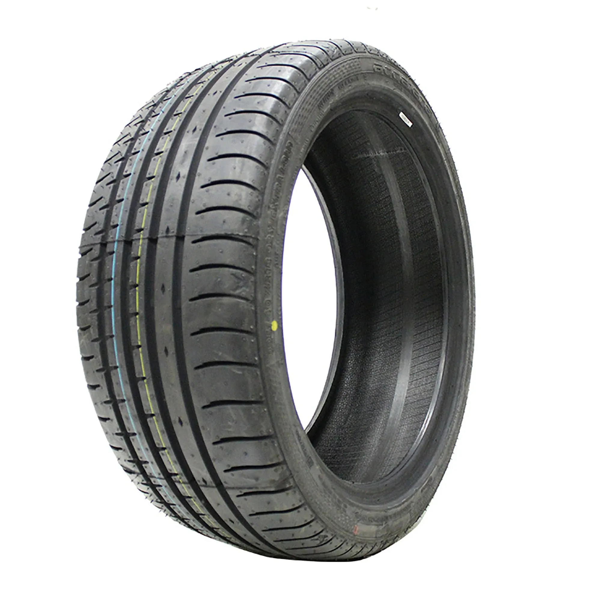 Accelera Phi R : 175/55R15 77T