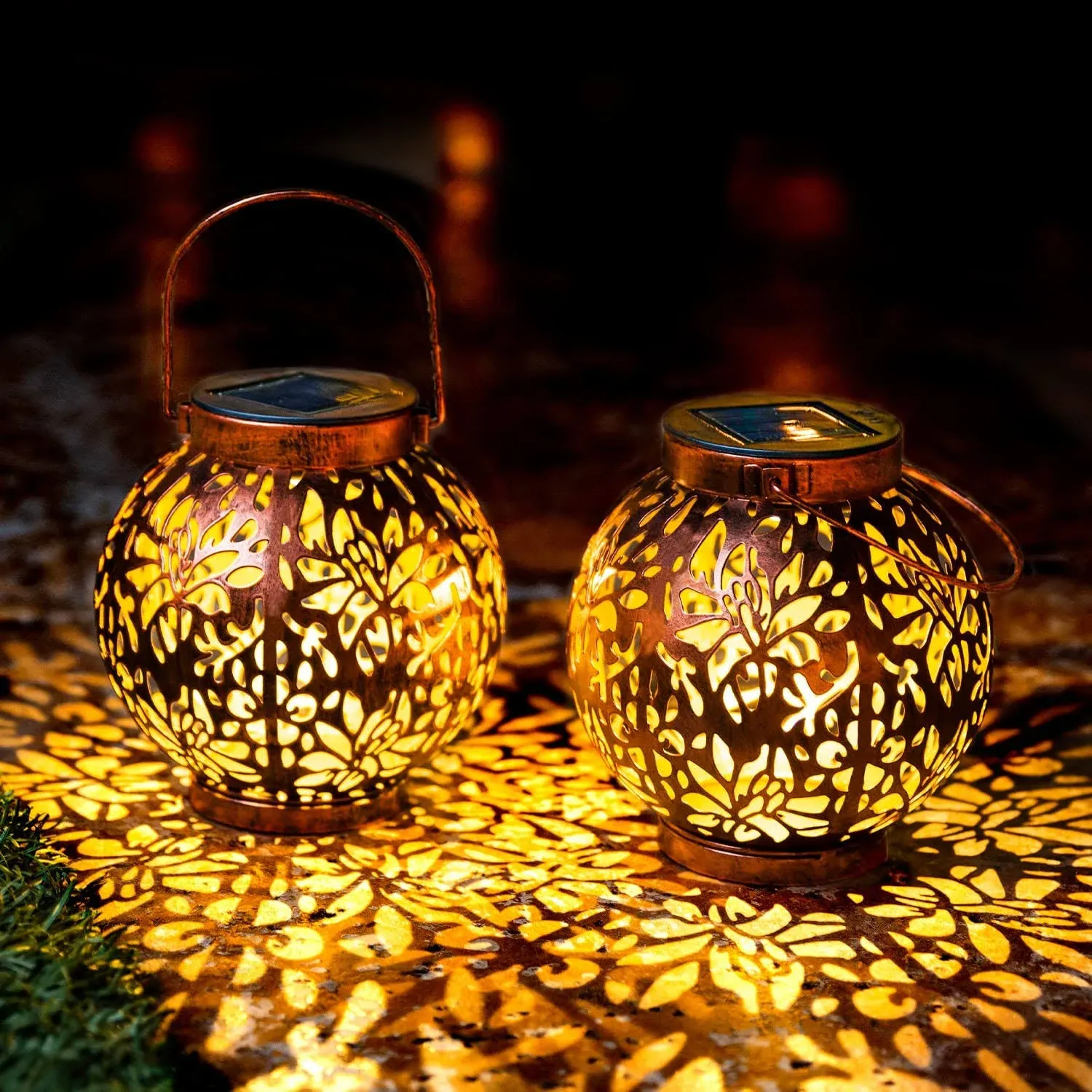 Syncfun 2 Pack Outdoor LED Solar Hanging Lantern Waterproof Moroccan Lights