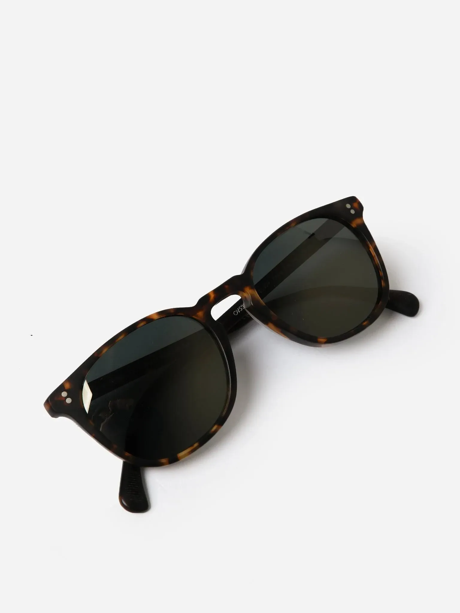 Oliver Peoples Finley Esq. Sun