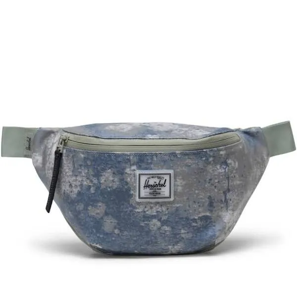 Herschel Seventeen Fanny Pack